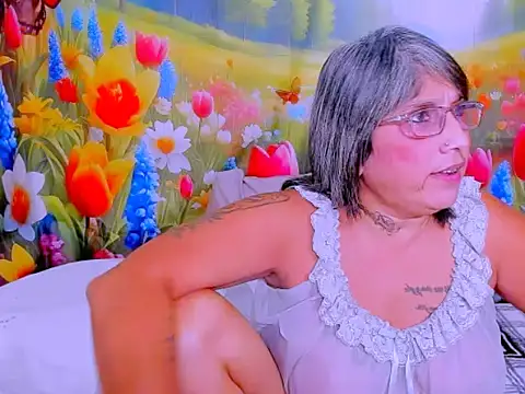 indianroxy Live XXX-chat