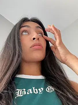 DaphneUwu Show Webcam