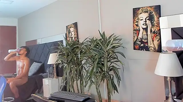 kai_storn: онлайн-секс-чат