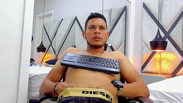 عرض كام NohaBrooks