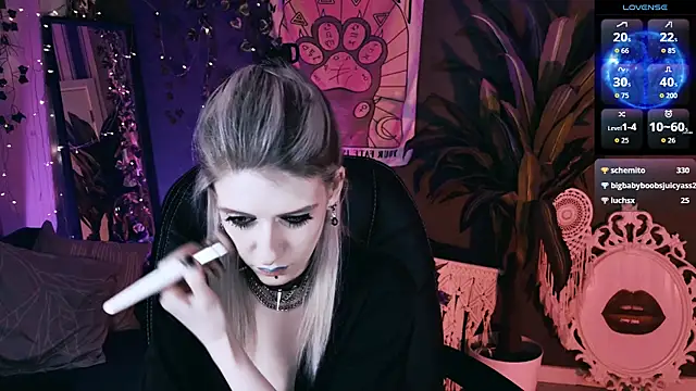 Noah_ElmerX Chat XXX in diretta