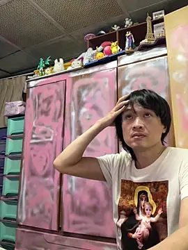 JesuAdam 即時 XXX 聊天