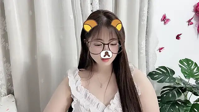 Amelia-babee Chat XXX in diretta