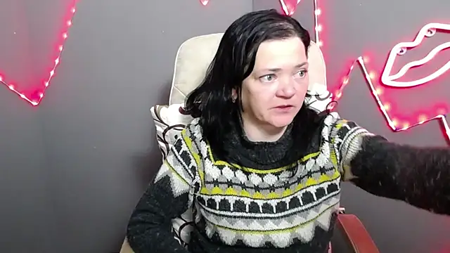 LauraFinn Chat XXX in diretta