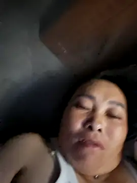 XXX chat uživo modela Nin-anna