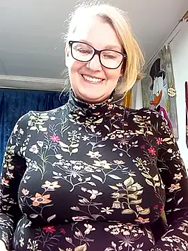 irinamaux's Webcam Show