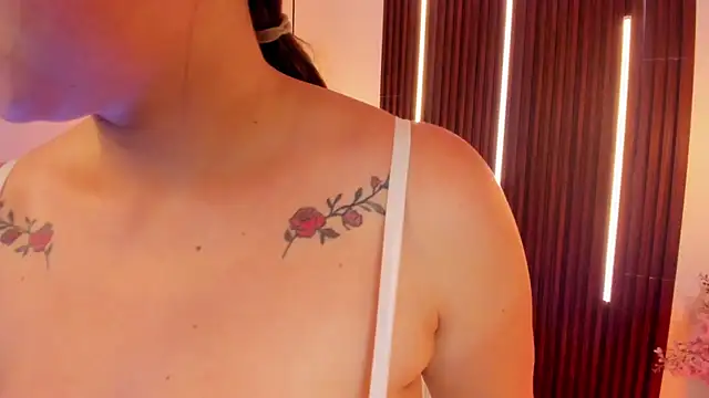 ArianaBaker Chat XXX live