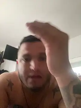 HOTB0Y18n Webbikameraesitys