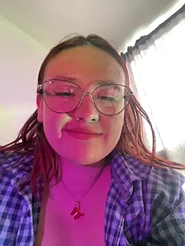 Živý XXX chat AliaMiller_