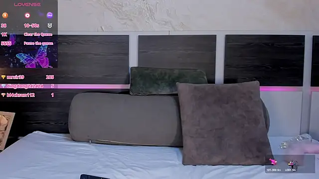 Chat +18 de Natalia_Cruzz ao vivo