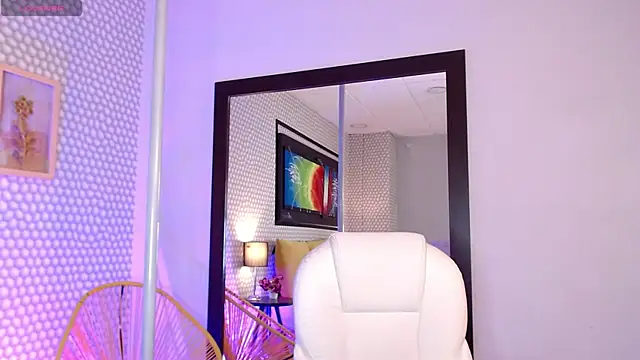 Coralgh_のライブXXXチャット