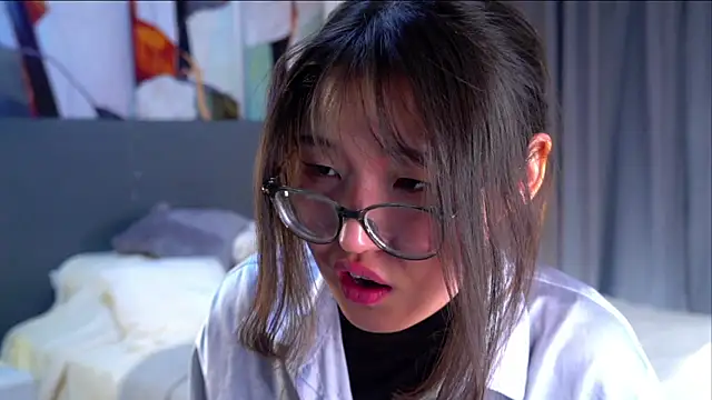 แชท XXX สดของ NelleMihalko