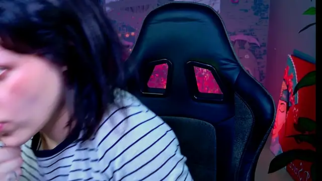 แชท XXX สดของ LidaDarknet