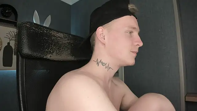 AlexxSweet 即時 XXX 聊天