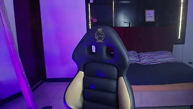 _Charlotte_Collins_ Chat XXX in diretta