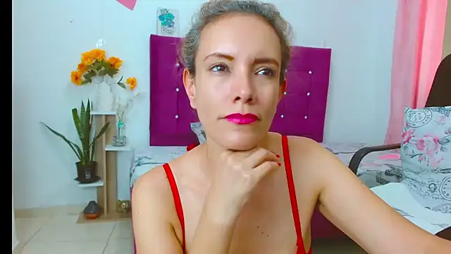 Chat XXX en directo de chantalsemenova1