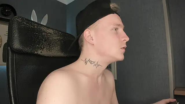 دردشة AlexxSweet الجنسية المباشرة