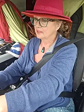 Hot-MuciのライブXXXチャット