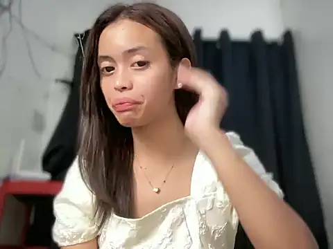 spicy_margaritaxxx: διαδικτυακό σόου στην κάμερα