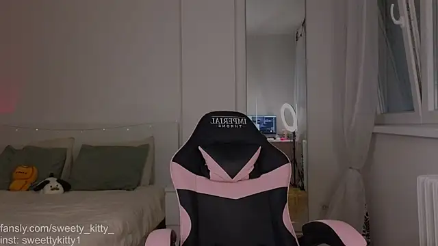 sweettykitty Live XXX-Chat