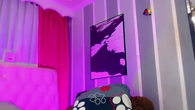 Julia_Bulette1's Live XXX Chat