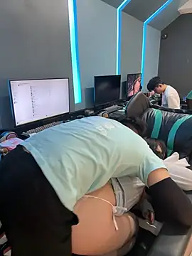 TTbeibi-178 网络视讯表演