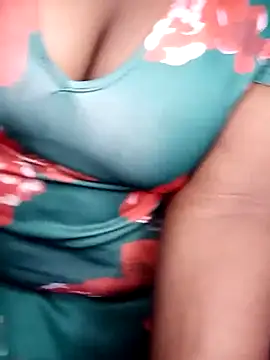 Živý XXX chat SQUITBOOTY