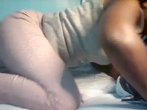 Eminent_Ride Adlı Modelin Canlı XXX Sohbeti