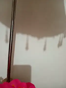 Tanha18 – Naživo XXX chat