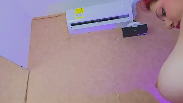 Missy_22_ – Naživo XXX chat