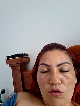 Chat +18 de Mechi-Dirty ao vivo