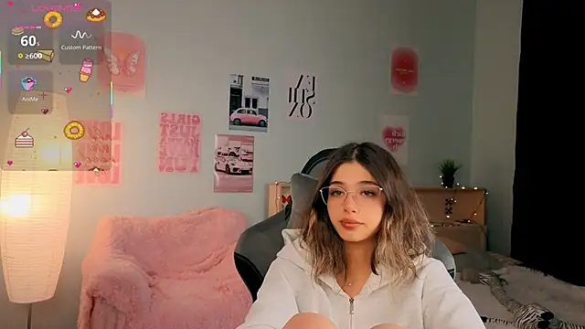 dinnerwithflowers Adlı Modelin Canlı XXX Sohbeti