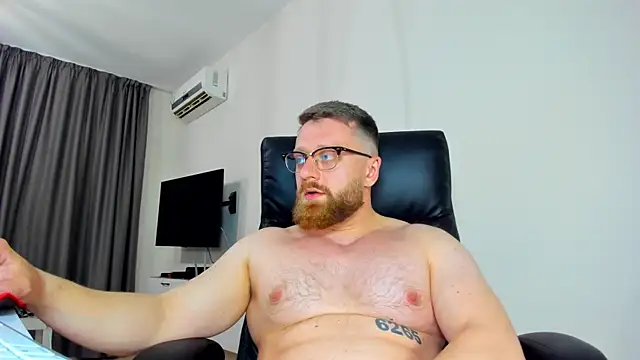 Webkamerová show Findom_guy