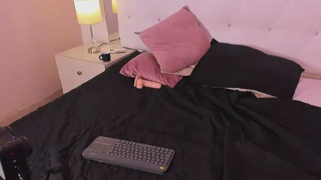 دردشة Aria_Sims الجنسية المباشرة