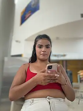 Czat XXX na żywo – Kaily_Sweet16