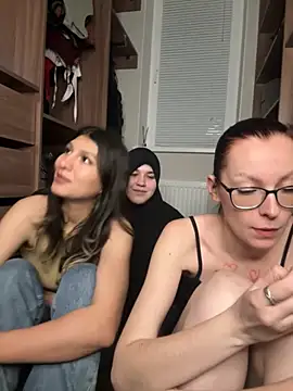 RussianGirls_ – Live XXX-chat