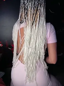 Czat XXX na żywo – Laila_LS