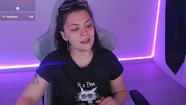 LuciaLoca's Live XXX Chat