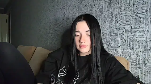 Liana_diva Adlı Modelin Canlı XXX Sohbeti