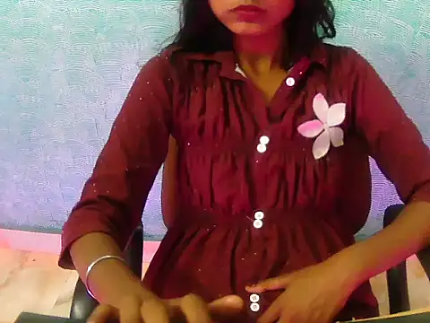 Hotsurbhi's Live XXX Chat