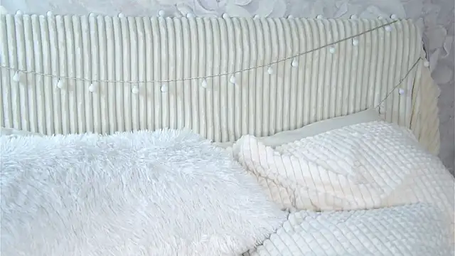 SunnivaCovil élő XXX-chatje