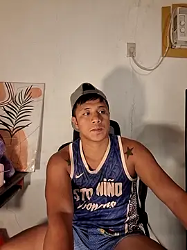 Chat XXX en directo de Felix_Asher