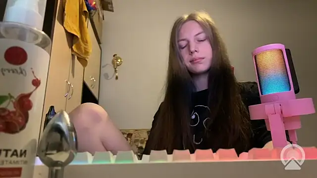 britneylovely 现场XXX聊天