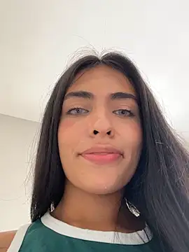 Chat +18 de DaphneUwu ao vivo