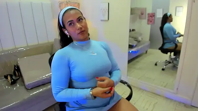 veronica_b07 Adlı Modelin Canlı XXX Sohbeti