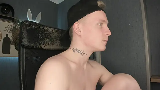 Chatroom XXX en direct de AlexxSweet