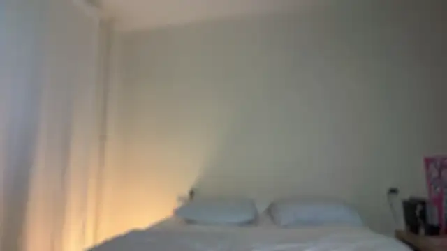 Chatroom XXX en direct de Milky___Way