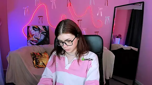 isabel_wave Adlı Modelin Canlı XXX Sohbeti