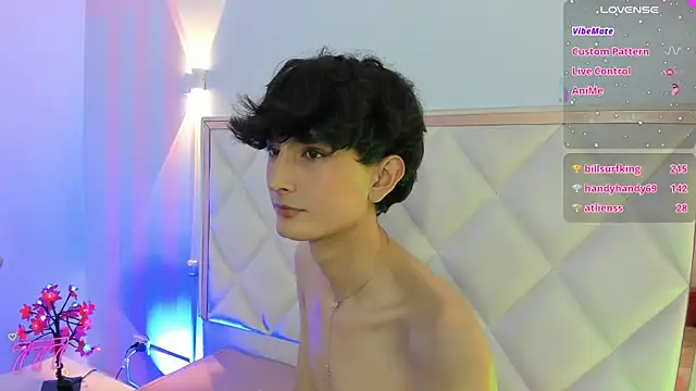 Eidan_tay's Live XXX Chat