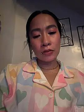 AsianMilfSheryl Pertunjukan Webcam